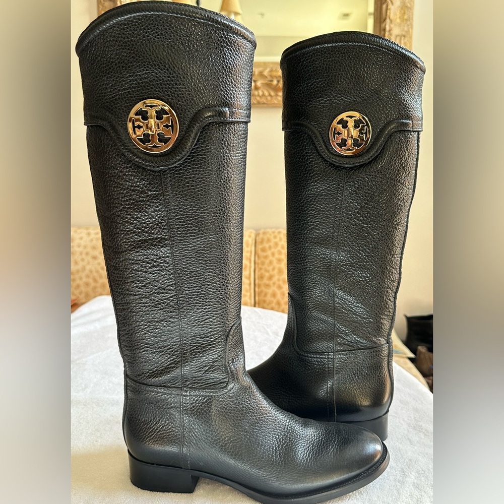 Tory Burch riding boots; gold logo hardware; 8.5M; gently used; excellent cond’n